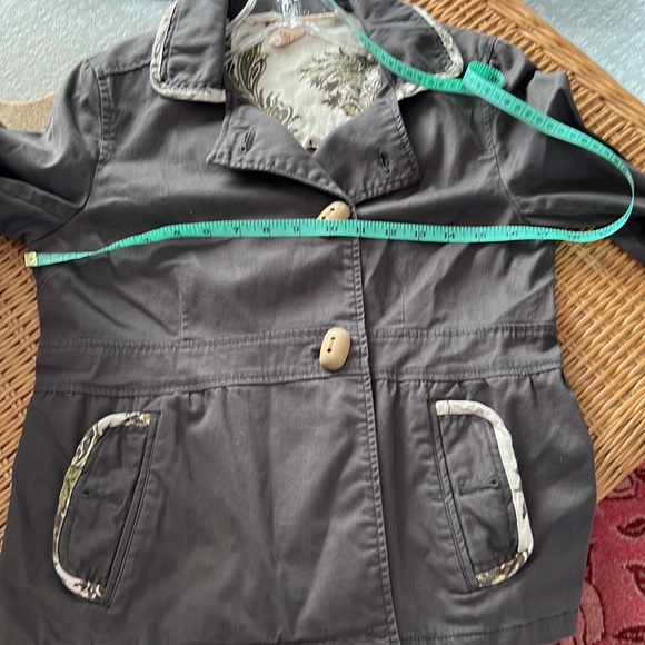 Earth Rocks grey jacket - Picture 8 of 8